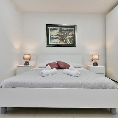 Sea View Apartment Birżebbuġa Екстериор снимка