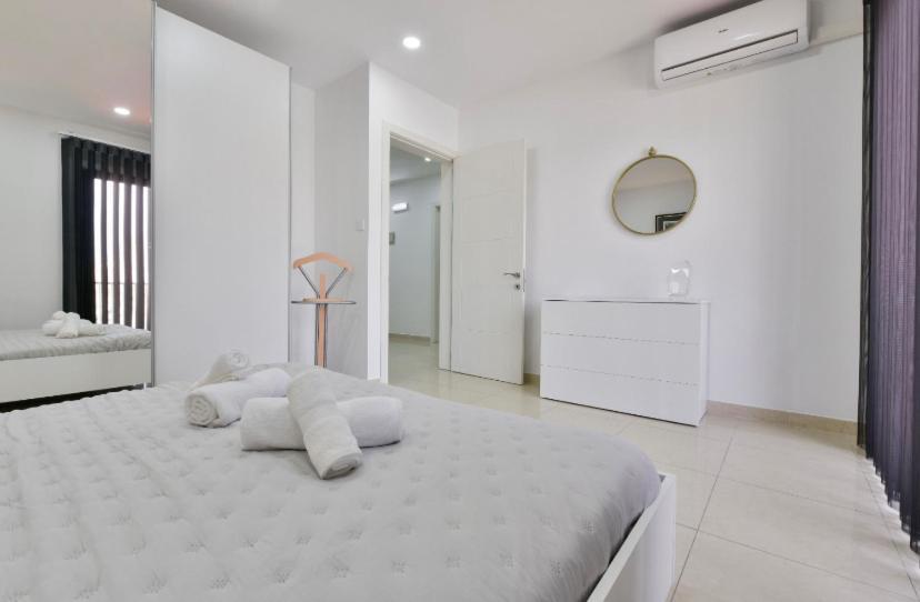Sea View Apartment Birżebbuġa Екстериор снимка