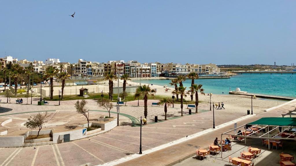 Sea View Apartment Birżebbuġa Екстериор снимка