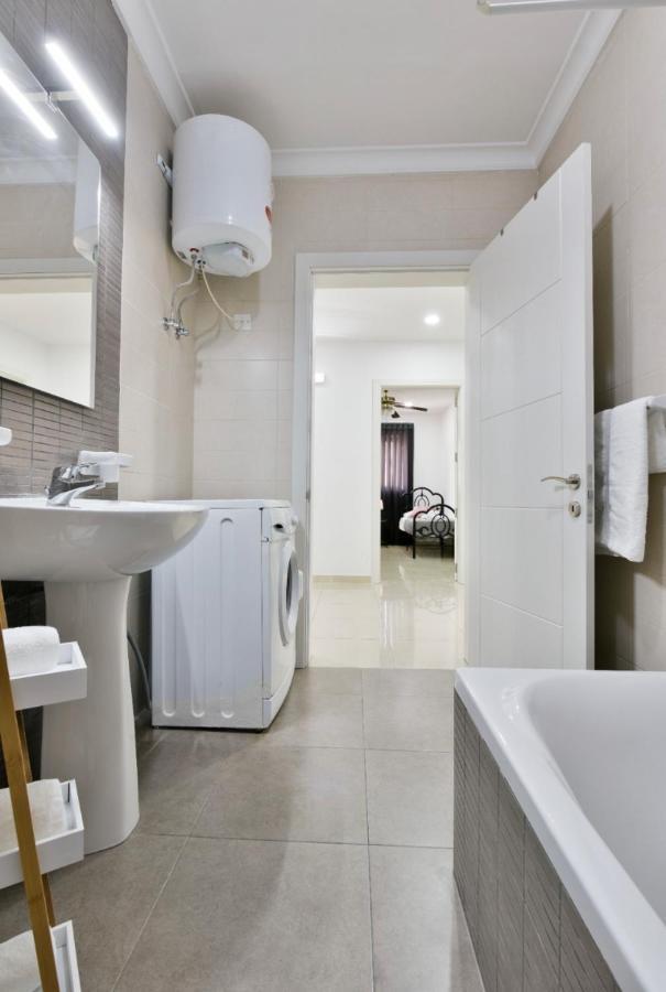 Sea View Apartment Birżebbuġa Екстериор снимка